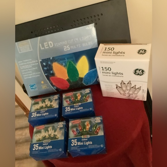 Lighting package, all new never used 4 mini multi colored craft or inside use. - Picture 1 of 6